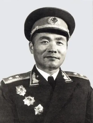 1947年，刘邓大军挺进大别山，这个时候，开国中将竟要求回乡报仇，邓公特批，准许