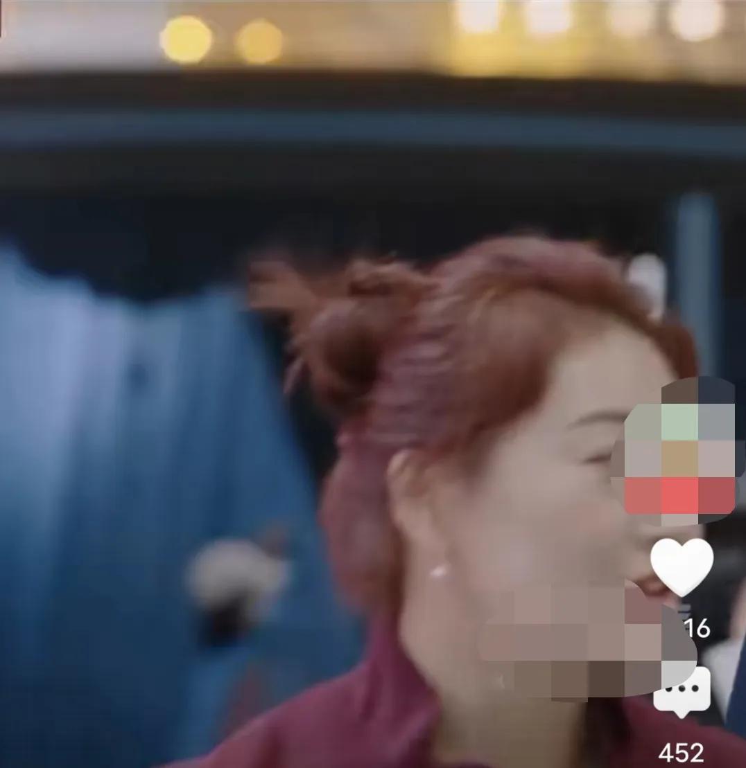 主持人问宗馥莉：“你有喜欢的男演员吗？或者喜欢剧情里的形象？”宗馥莉坦言：“这些