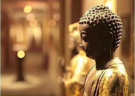 世间万般事，无非一场修行。顺逆皆道场，烦恼即菩提。