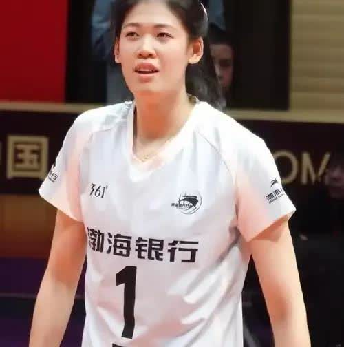 2025年女排世锦赛“最耀眼”的10位主攻：

第一位：李盈莹（中国，25岁