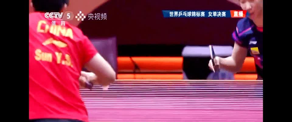 这俩小将都挺厉害的
王曼昱这姑娘真有毅力，比分打到3:3平，还得拼最后一局才分