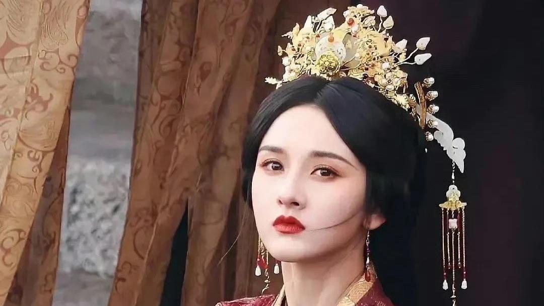 古装剧女神梦幻联动，宋祖儿周也携手掀起“长公主与女将军”热潮