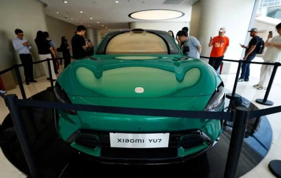 小米YU7将会颠覆特斯拉ModelY在纯电车的地位。小米科技在26日宣布，其新款