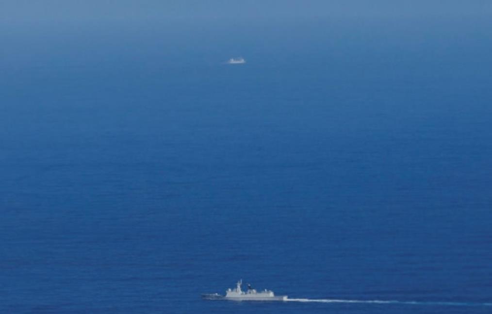 澳大利亚通过民航飞行员确认我编队实弹演习？纯属炒作
 
西方媒体还在炒作解放军遵