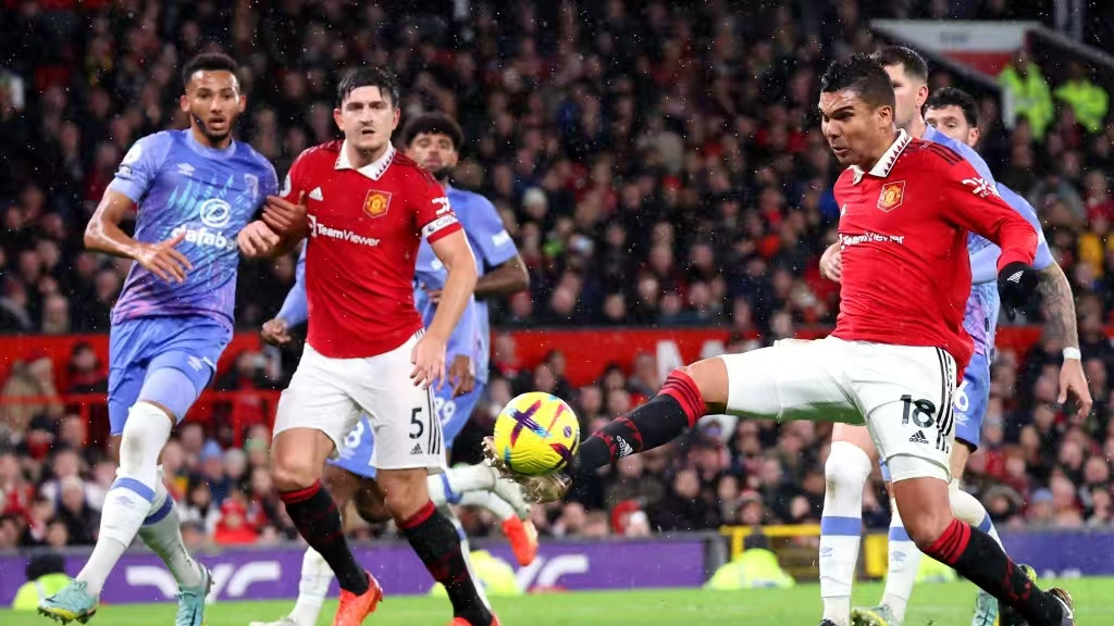 12月15日，罗马vs科莫，曼联vs伯恩茅斯