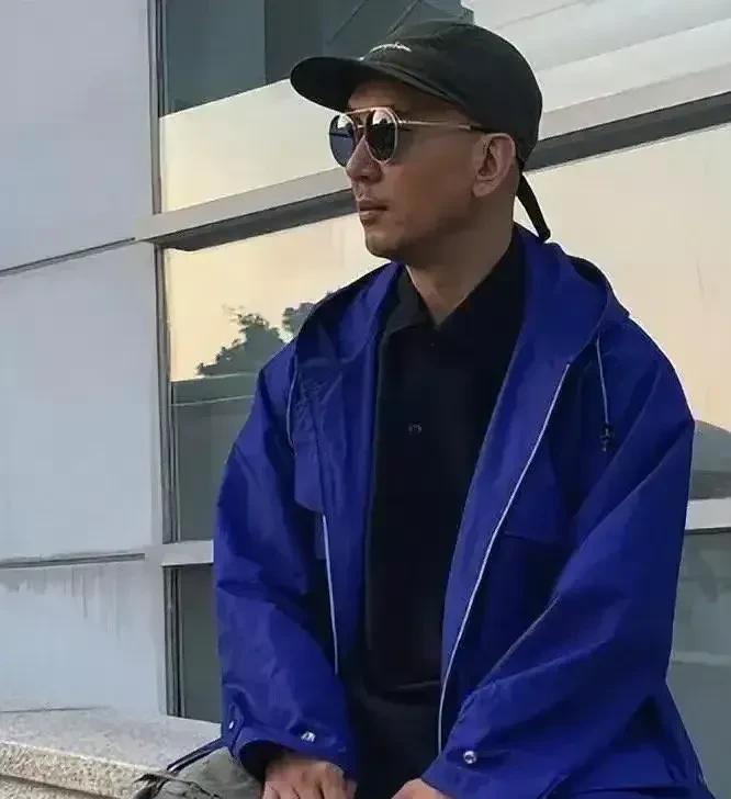 S家独家记者张瑞振报道，S家人每周会固定找一天与具俊晔吃饭，彼此疗伤，听大S生前