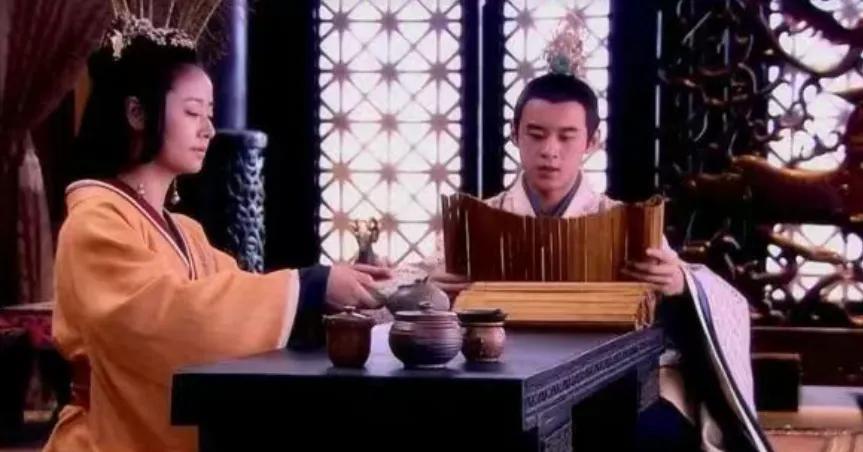 公元前151年，汉景帝对宠妃栗姬拜托道：“我死后，你一定要善待我的那些妃子和儿子