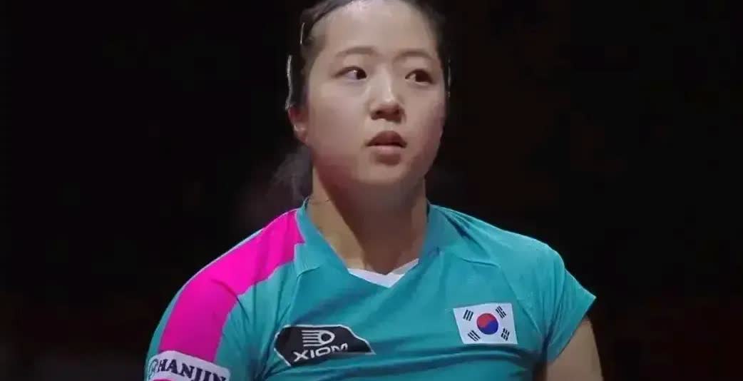 申裕斌对阵世界前十战绩一览；

vs孙颖莎，打了6场，0胜；

vs王曼