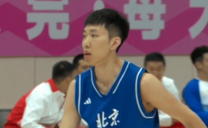 北京男篮爆冷不敌天津男篮，讲道理，按阵容深度来看，北京队可能会更强一些，但是在全