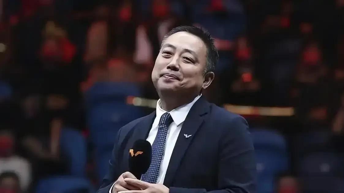 国外媒体评价刘国梁下课
4月23日，刘国梁辞去中国乒协主席职务，王励勤接任。这一
