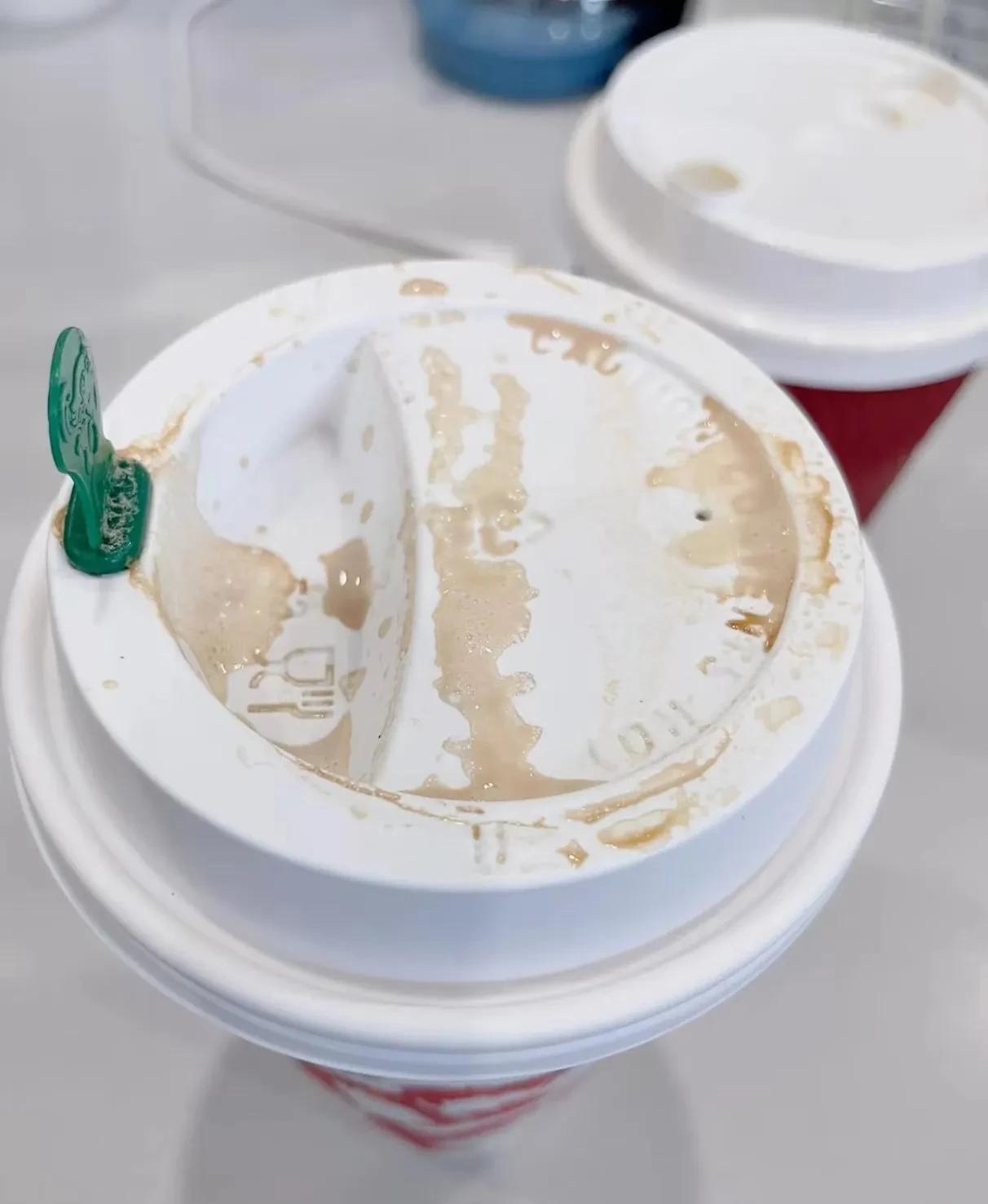 一杯咖啡赔出3.6亿！星巴克这次真的栽了。
洛杉矶法院最近这份裁决，直接炸翻全网