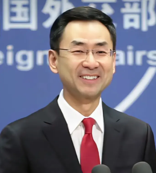 太帅了，太痛快了！联合国会场又炸锅了，耿爽一开口怼的哑口无言。

联合国会议秒变