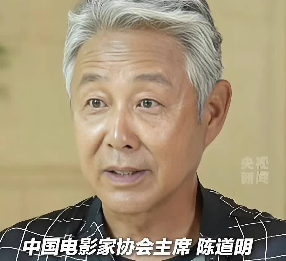 不知你们发现没有，
同样的年龄，港星都比内娱明星年轻好几岁。
两位老戏骨，一