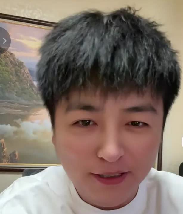 张伦巴彻底的不淡定了，直接发作品，
让有些人拿出证据来！
今天没有直播，专门
