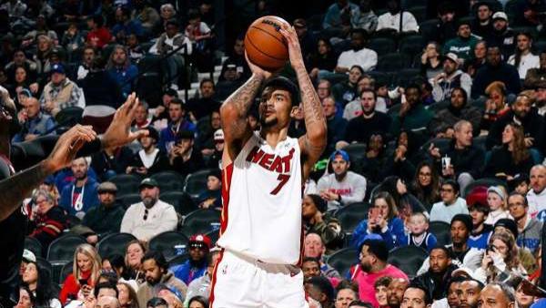 热火观察：韦尔20分16篮板，单场8颗前场篮板生涯新高