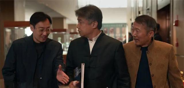 我第一次看到辛柏青饰演反派人物！我一直以为辛柏青只会饰演善良、高尚的正派人物，看