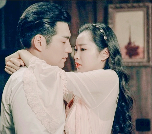 1903年，梁启超对妻子送来的女人王桂荃，说：“我可以娶你，但是不能给你名分！”