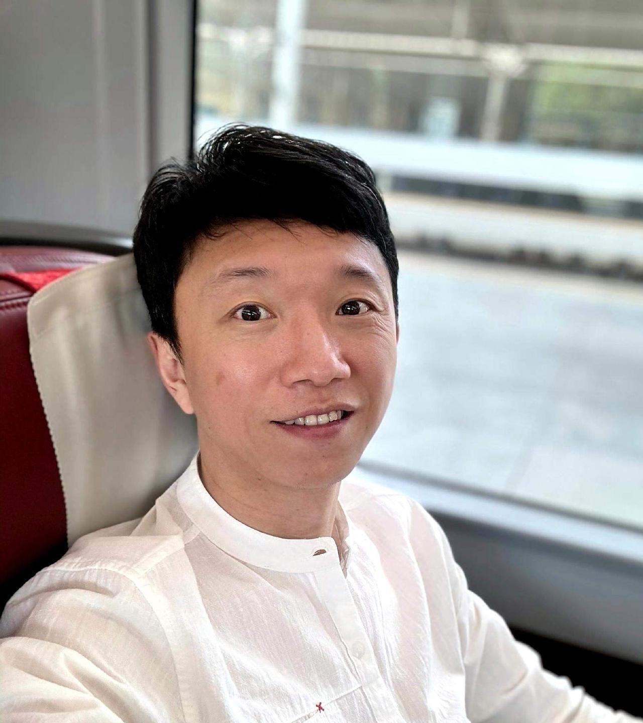 宋家腾的戏路越来越宽了！从《悬崖》里的冻成冰棍的小交通员，到《生万物》里让人恨得