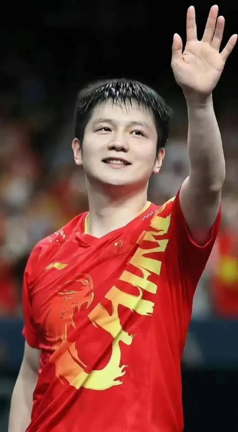 小莫现在完全可以堂而皇之地从樊振东手里获取与国乒队员打球获胜的秘诀法宝啦！看着吧