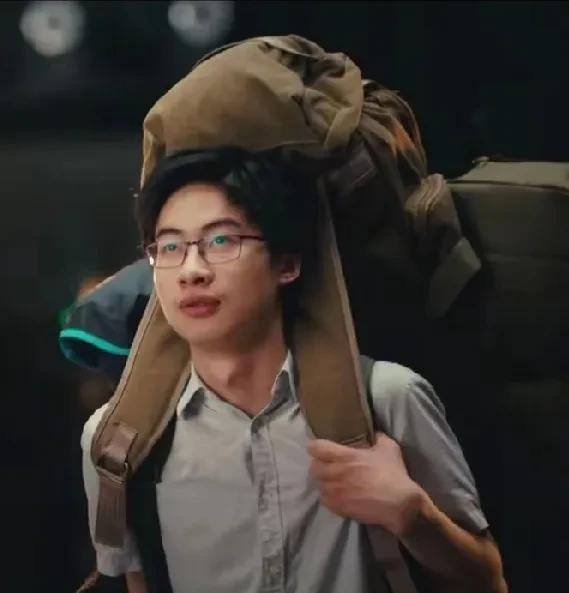 清华大学招生，还需要宣传片吗？
国内最好的大学之一，不用宣传，都是用实力说话。