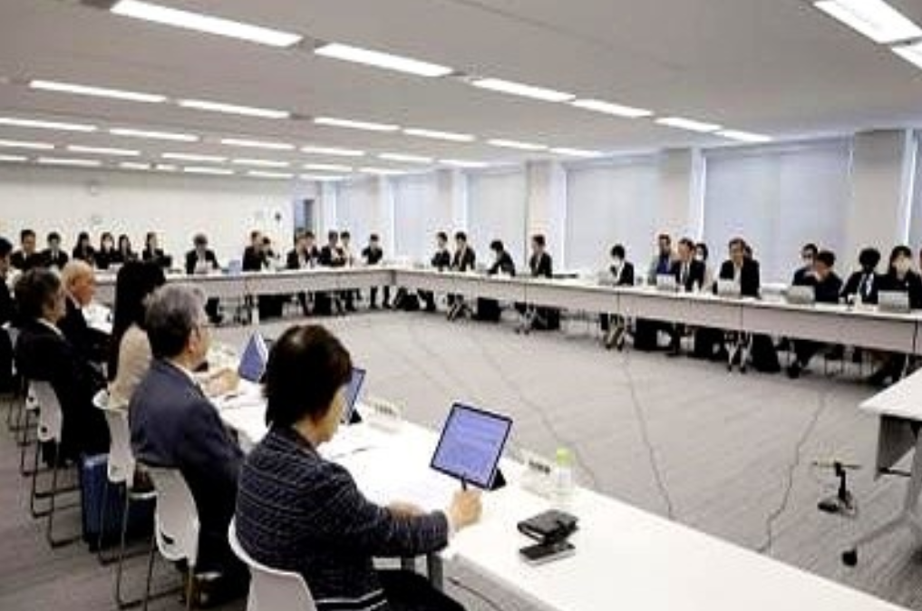 难以置信的是，日本的生育率已经跌到姥姥家了，今天才知道日本女人生孩子的医疗费用竟