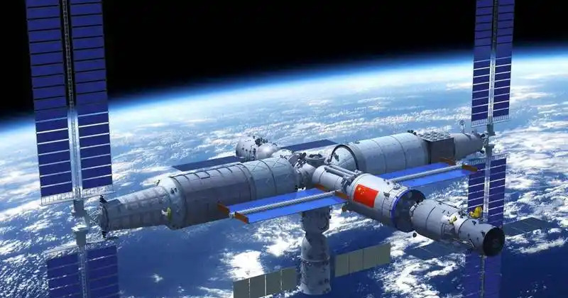 中国空间站 用中文没毛病











中国空间站上天，美国急眼了！他们