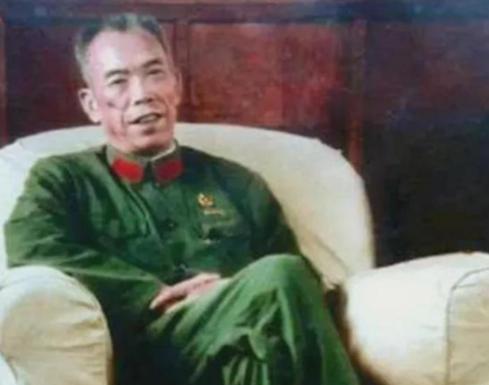 1980年，被组织审查和劳动锻炼长达8年的梁兴初将军，终于等到了处理结果：免除一