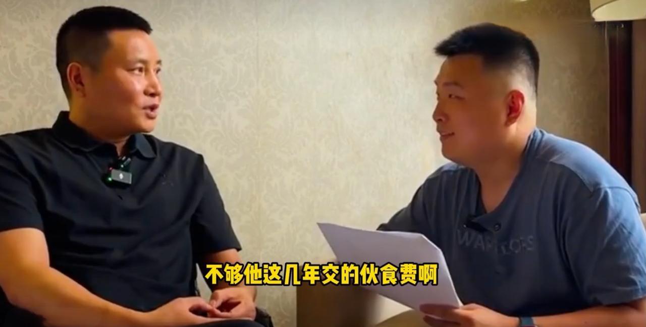青岛男篮总经理张北海真是太幽默风趣了！最近张北海总经理在接受媒体采访时，聊到了杨