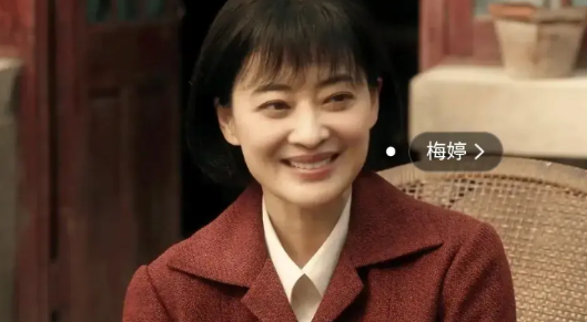 六姊妹中，活得最失败的是何家丽。

她是个善良得没有边际的人。父亲过世后，她和丈