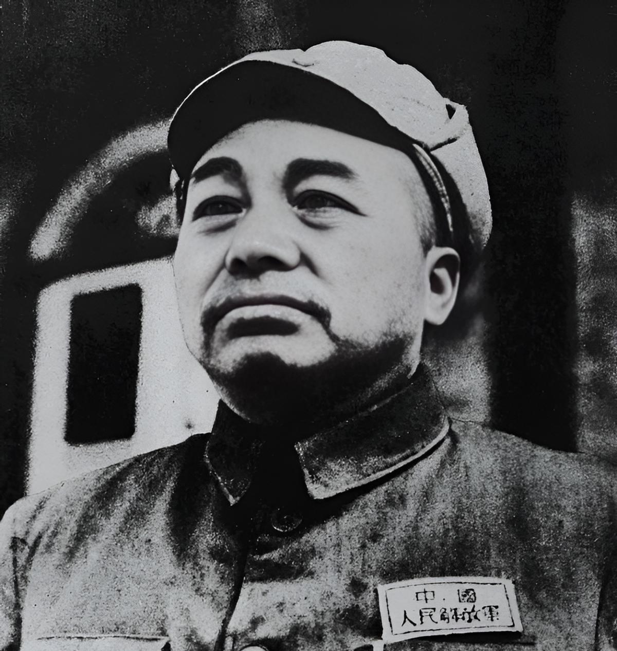 [太阳]“对也骂，错也骂，就你一个人最正确！我也不干了！”1947年，贺炳炎、廖