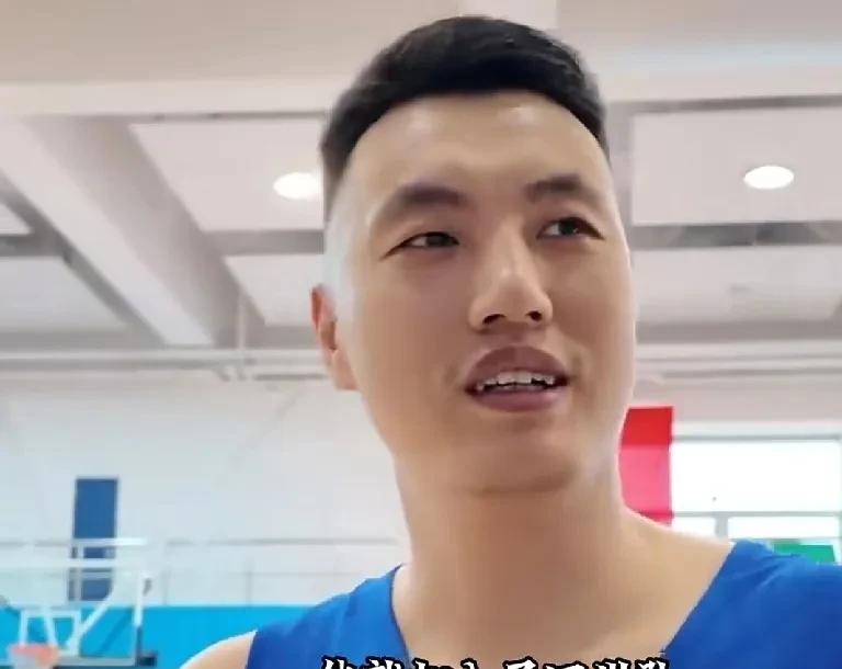 翟晓川喊话周琦！四川男篮就是浙江广厦！希望周琦早点归队。



全运会男篮预选赛