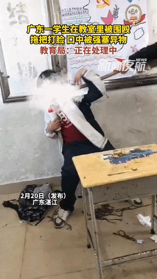 “太心痛了！”广东湛江，一初中生在教室里被同学围殴，看了视频让人好难过，脏兮兮的