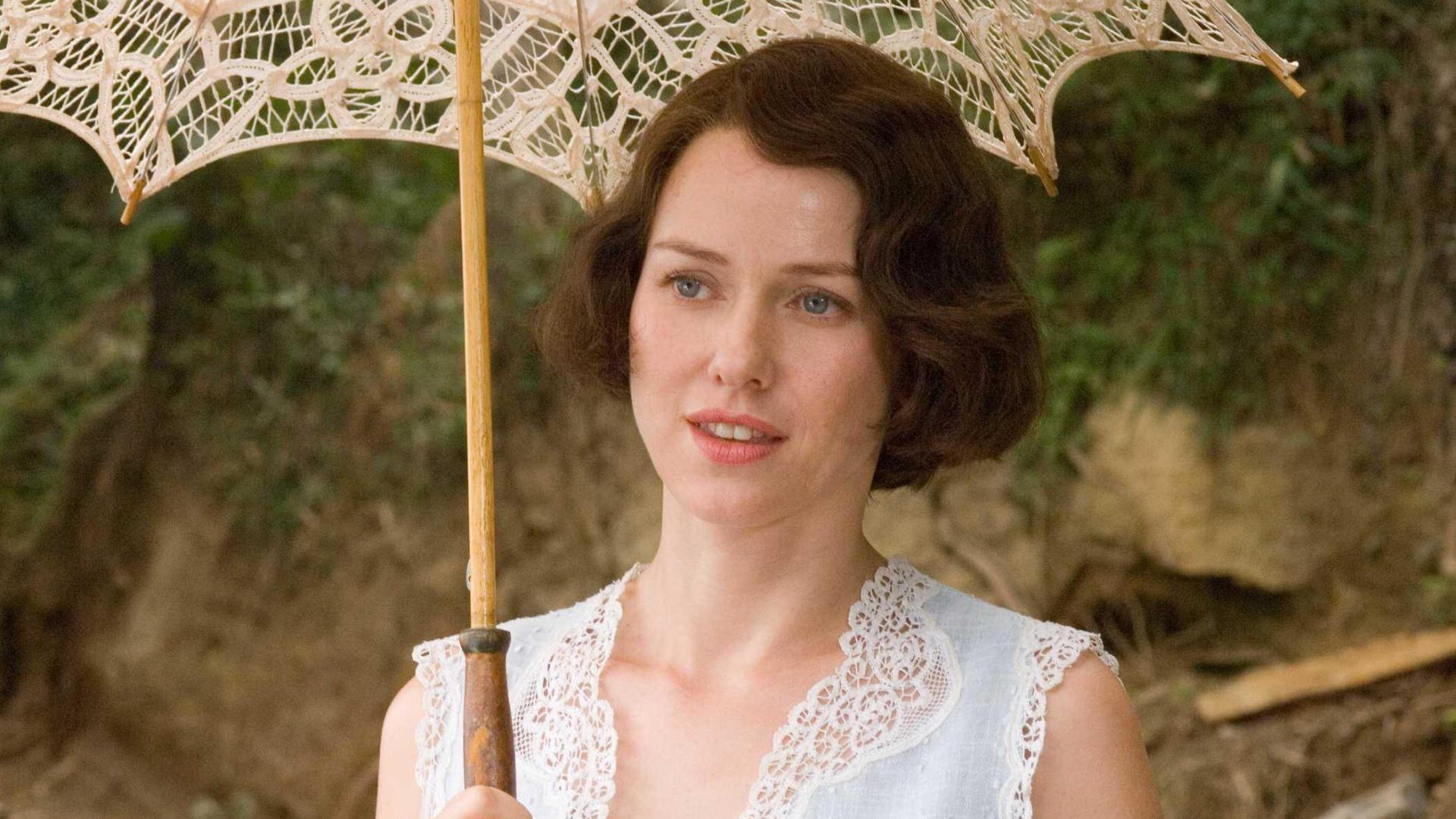 《面纱》：一个女孩最大的悲哀不是嫁错人，乱生孩子，也不是没钱，而是无法自我觉醒