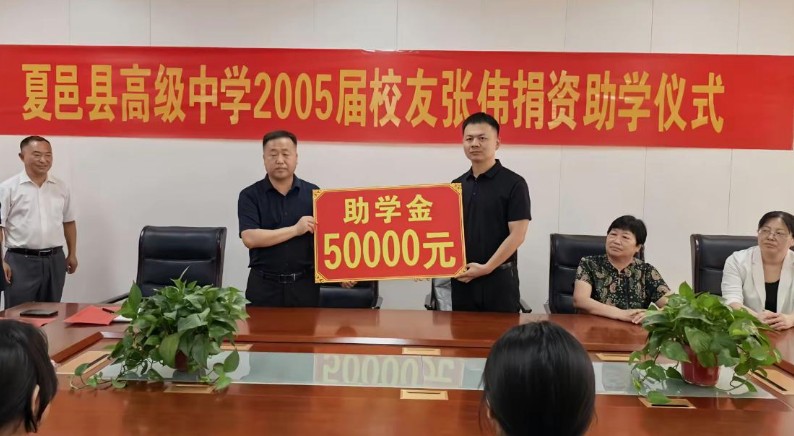 完成五救的张伟，表面上强大的是身体素质，实际上更强大的是他的钢铁意志！
 
在张
