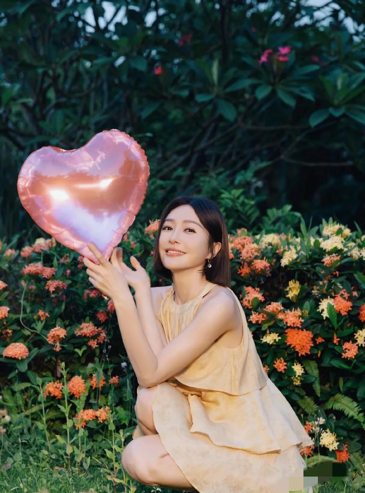 #秦岚壁纸美图分享#