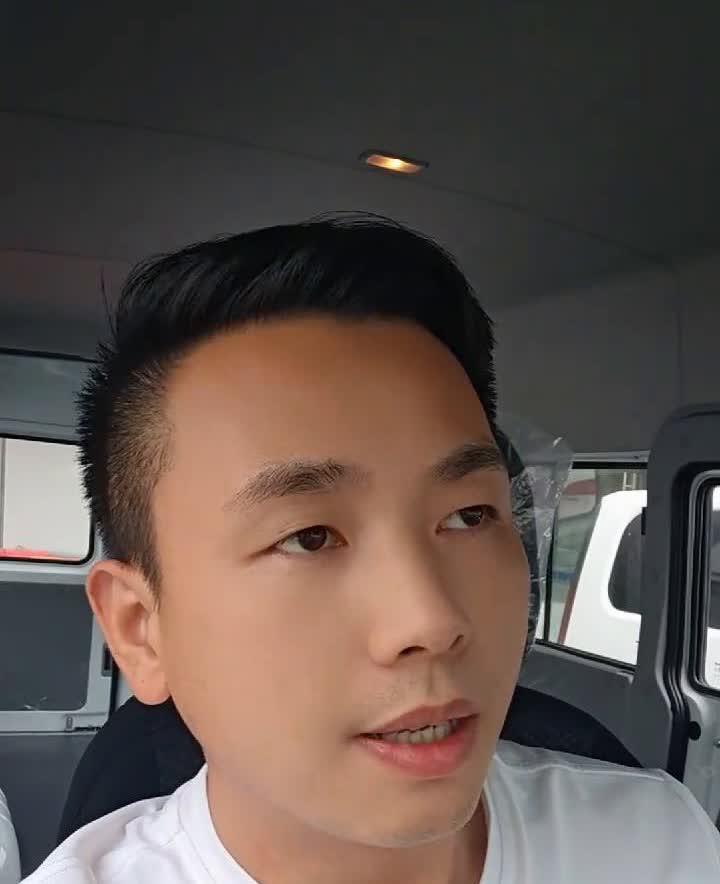 轻客里的新全顺依维柯用的是5速(不包含欧胜3.0)，经常能听到有人说5速没有6速