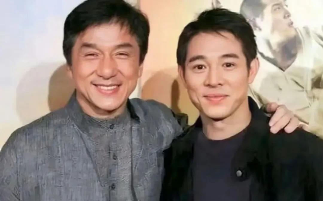 最近，有两个动作演员同时被推上热搜，一个是成龙，因为他主演的《捕风追影》票房口碑