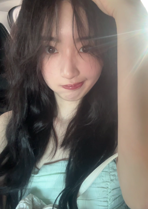 邓恩熙的夏日小清新妆造，超可以的！