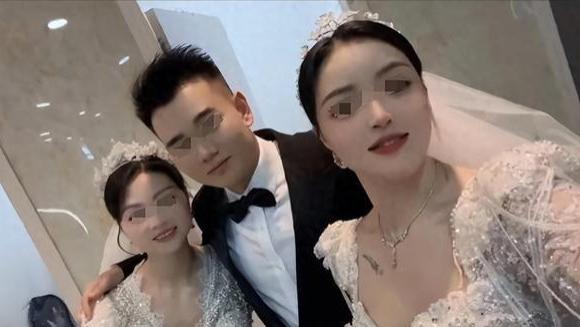 一夫二妻婚礼后续：两个妻子照片曝光后，网友：可以理解