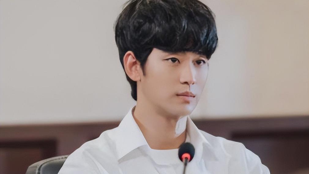 金秀贤遭娱记死亡威胁！15岁未成年实锤视频将曝光，韩娱圈最黑暗禁忌被揭开？