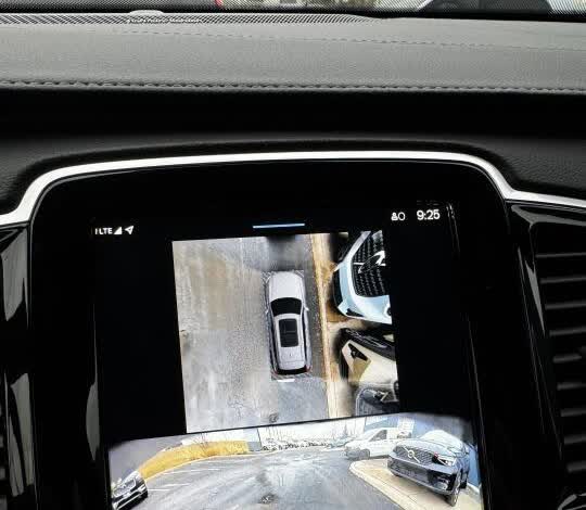 volvo终于更新倒车影像了
喜大普奔 终于可以倒车影像➕360同时出现了 虽