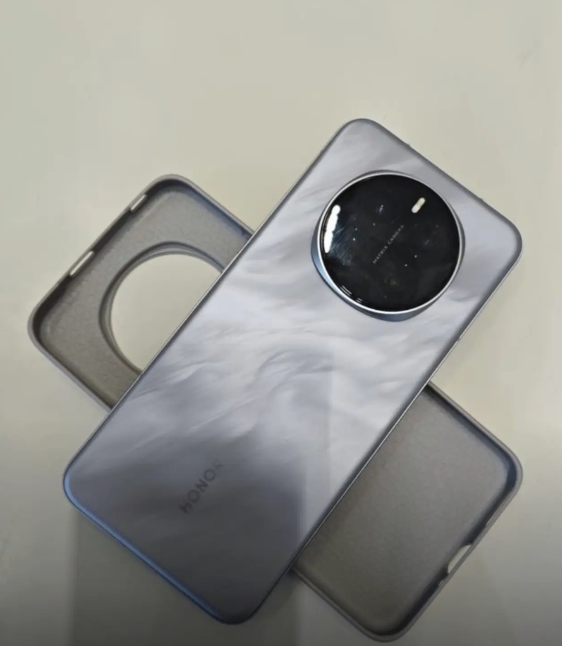 别盯着iPhone 17的5999元纠结了，荣耀Magic7才是当下的价格刺客，