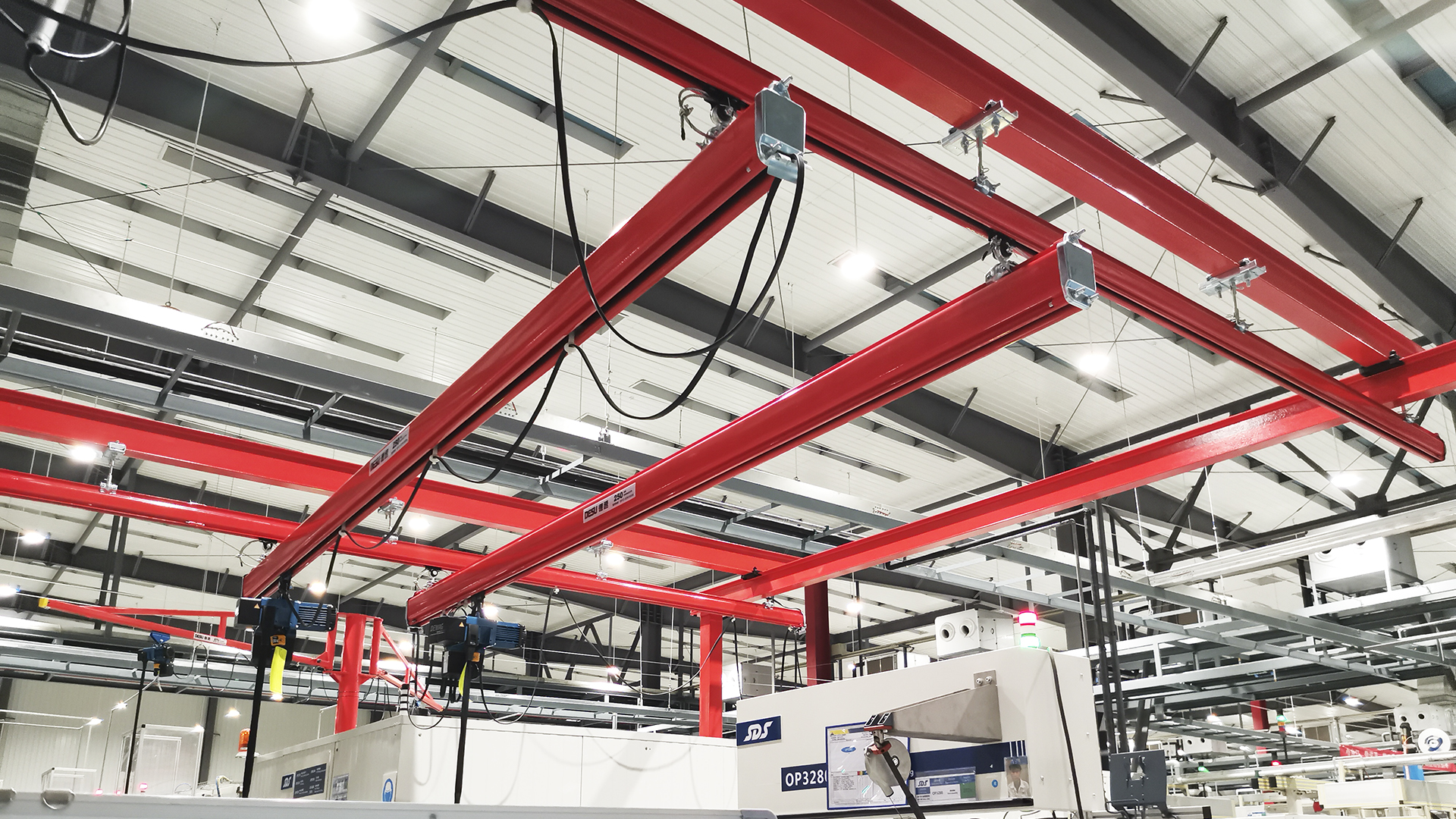 KBK轻型起重机核心优势解析 省空间稳运行易操作多场景可用