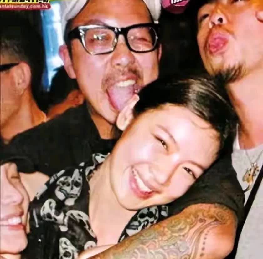 一直认为黎明乐基儿不是一路人，当时还奇怪他们俩怎么就结婚了？果然后来他们还是离了