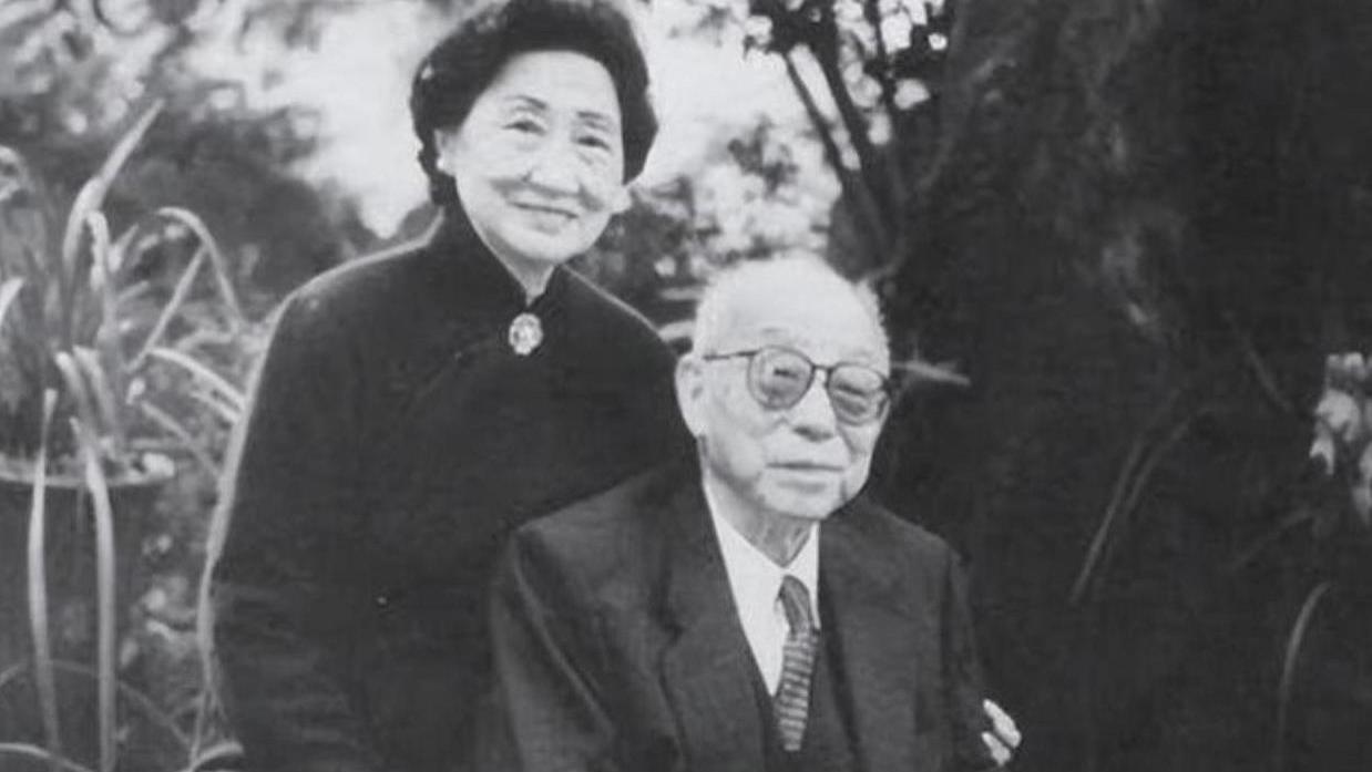 张作霖儿媳谢雪萍，晚年两见张学良，感慨：听到他的口头禅很心痛
