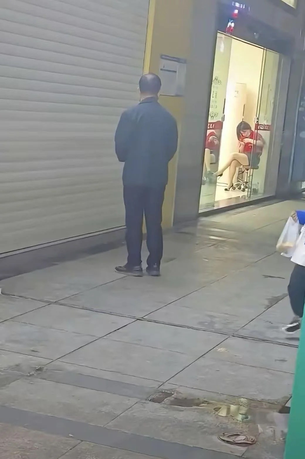 大爷明显不服老