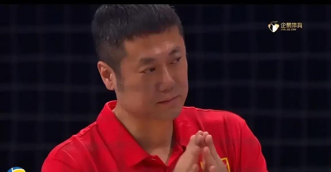 破案了！赵勇为什么不用王梦洁而是选择倪非凡？
      中国女排目标是2028