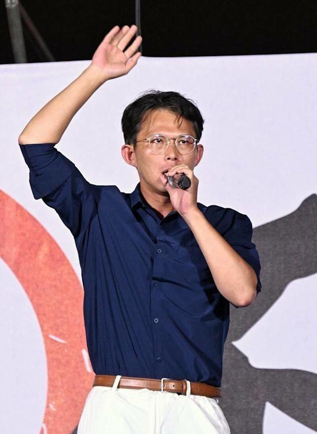 自爆收刑事被告传票下周二出庭 黄国昌：我怕走进去、出不来
民众党主席黄国昌今天在
