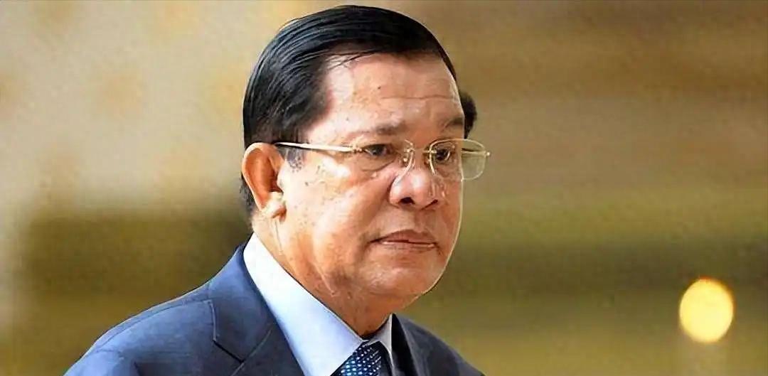 第三国加入战团！老挝对柬开火，激烈冲突爆发，洪森这下麻烦大了
麻烦看官老爷们右上
