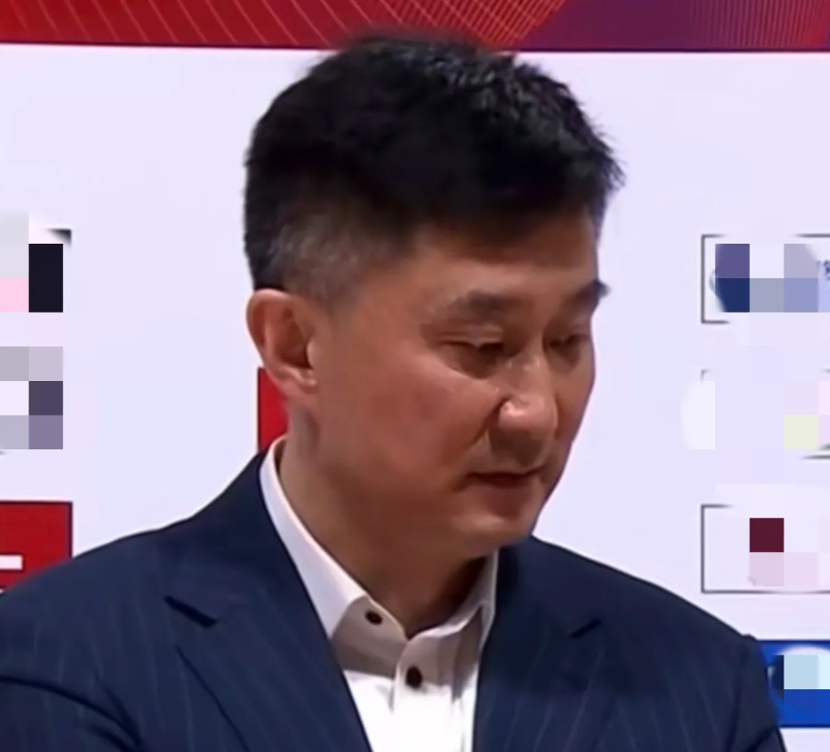 今晚对阵四川男篮，赛前杜锋说了三句话:

一是本场比赛，是本赛季常规赛的收官之战